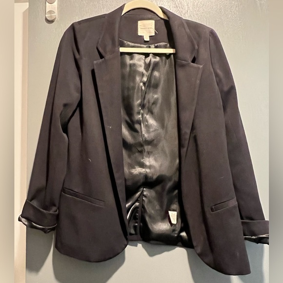 Silence and Noise Black Blazer. - Picture 2 of 6